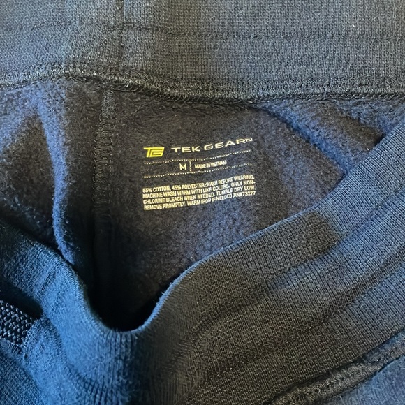 Men’s navy tek gear sweatpants - Picture 2 of 3